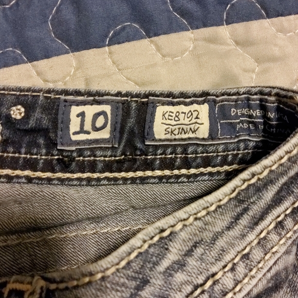 Girls Miss Me Skinny Jeans - Picture 5 of 6